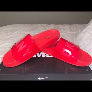 DKNY Slides